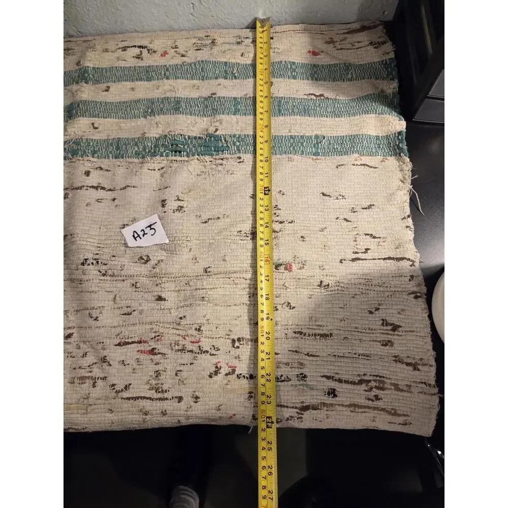 Shag Rug | Green White Red - 24in x 27in